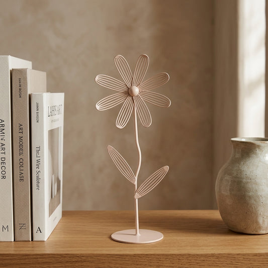 Minimal Metal Daisy Sculpture – Blush